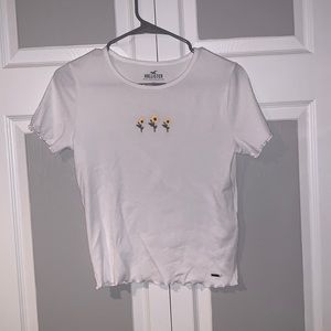 Women’s white Hollister embroidered t-shirt